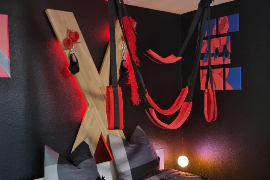 Appartamento Le Coin Des Desirs Bdsm Strasburgo Esterno foto